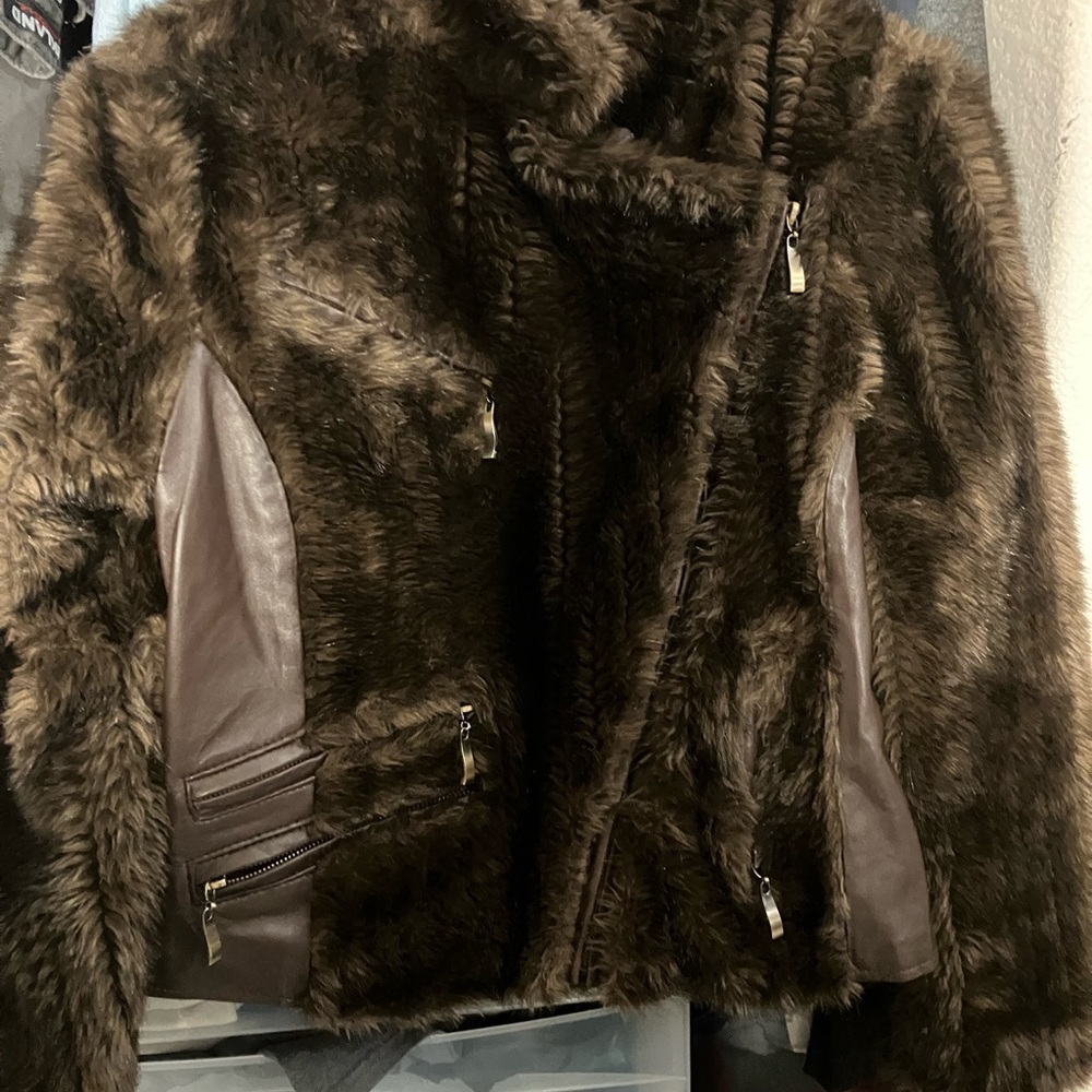 Terry Lewis/ Classic Luxuries/100%GENUINE LEATHER/Jacket /fur Coat/SIZE XS -